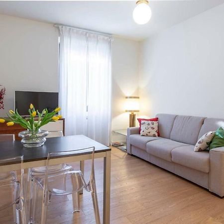 Joivy 1Br Apt In Isola With Stunning View To Bosco Verticale Mailand Exterior foto
