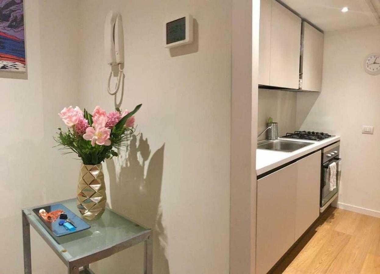 Joivy 1Br Apt In Isola With Stunning View To Bosco Verticale Mailand Exterior foto