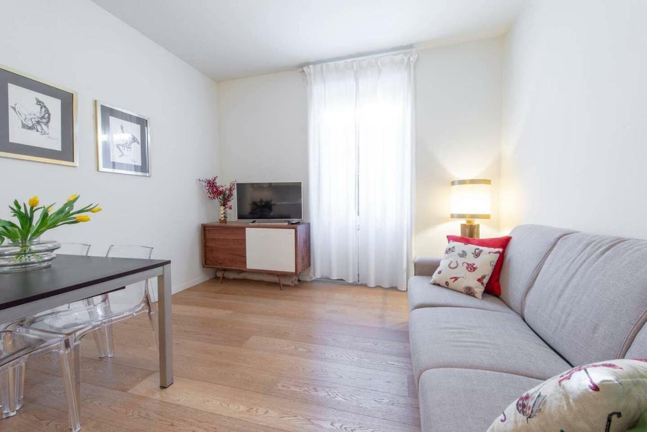 Joivy 1Br Apt In Isola With Stunning View To Bosco Verticale Mailand Exterior foto